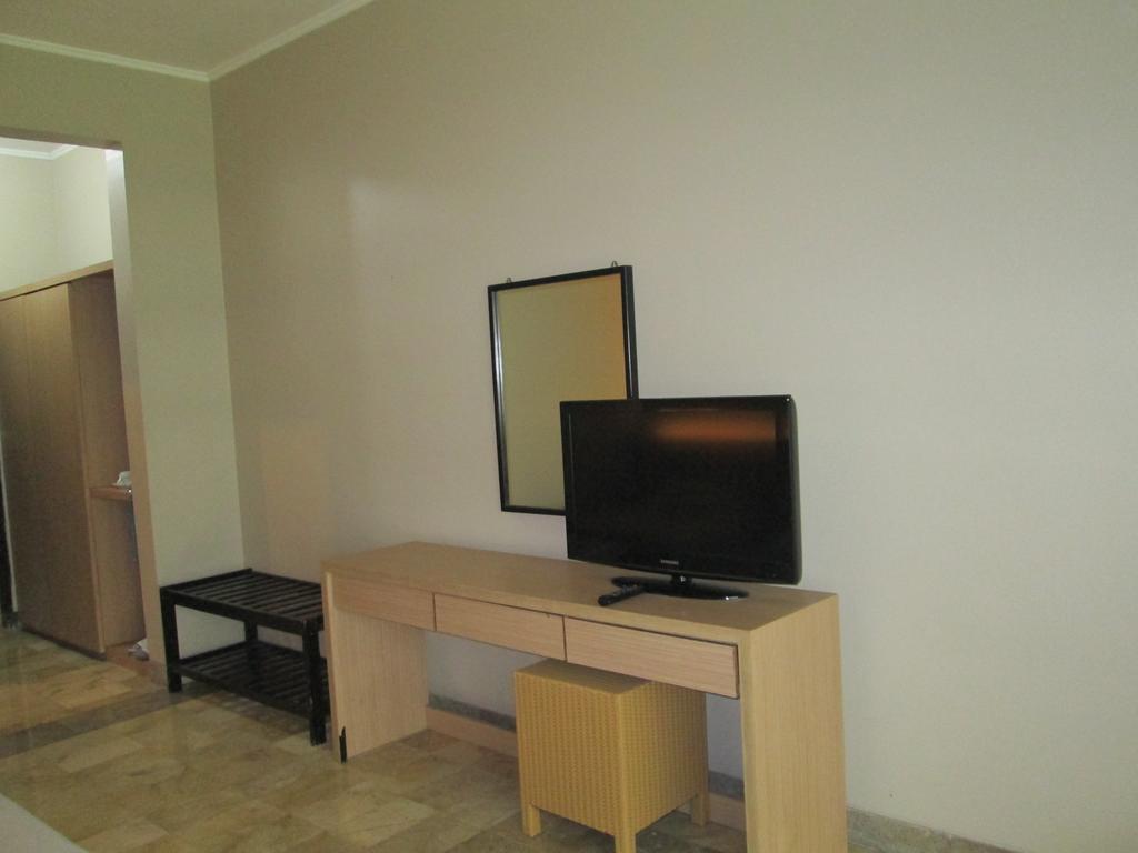Grand Hotel Lembang Luaran gambar