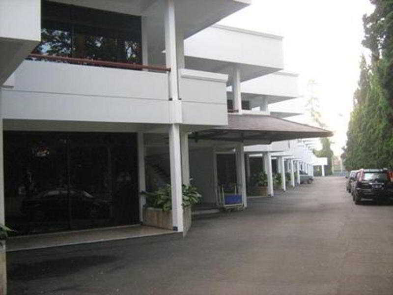 Grand Hotel Lembang Luaran gambar